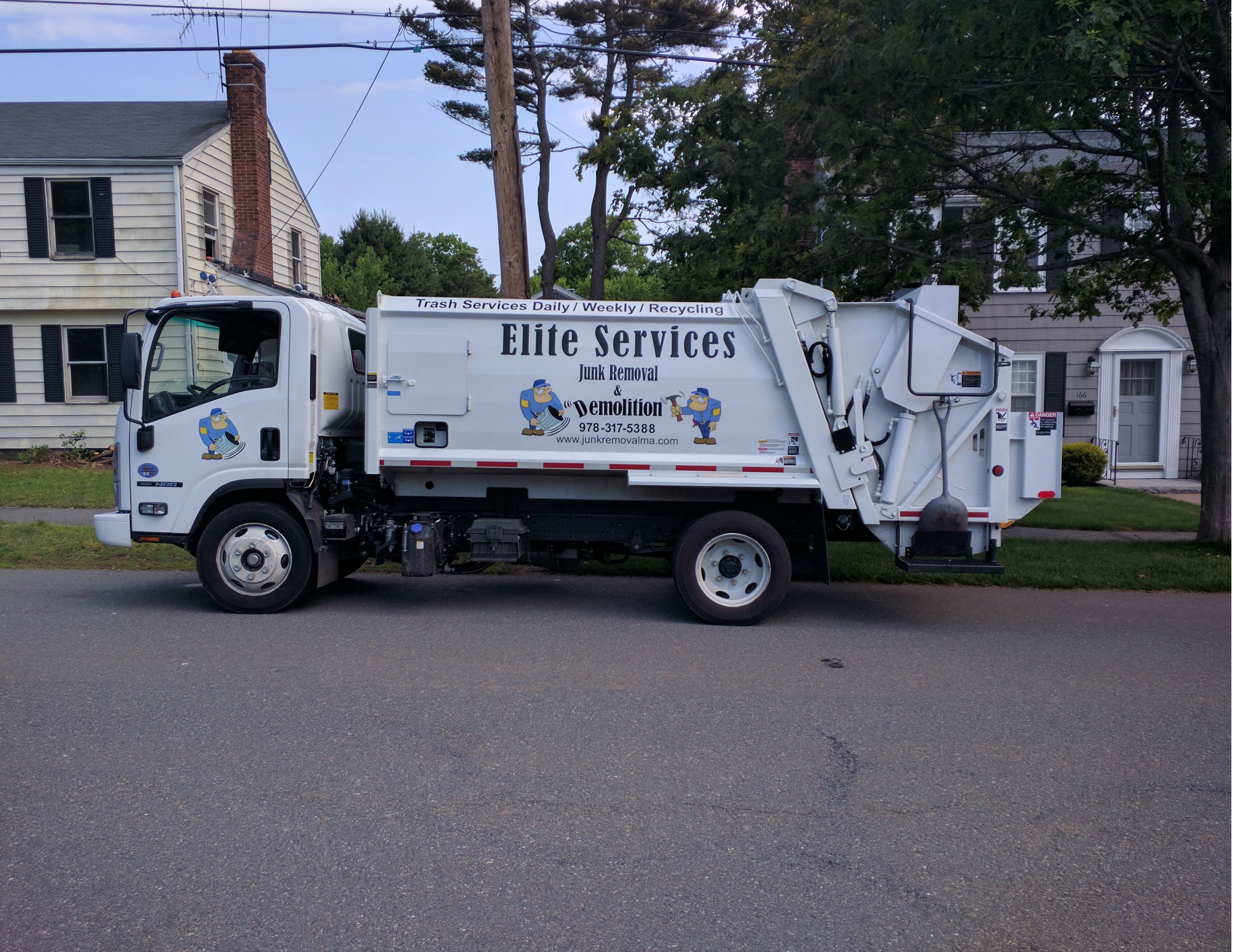 Commercial & Residential Trash Pickup Elite Services Junk Removal